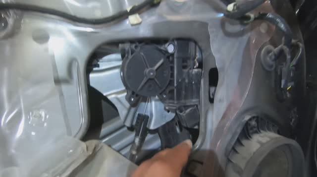 Opel. Не работает стеклоподъемник. смотреть онлайн