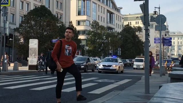 Москва. Видеопрогулка по центру от Петровки до Красной площади. Лето 2023 смотреть онлайн