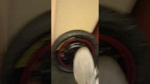 монтаж бескамерной шины для мотор колеса.