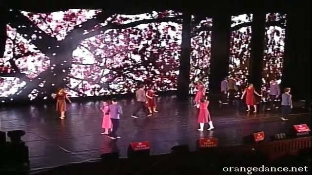Эстрадный балет "Апельсин" - "И снова я одна" смотреть онлайн