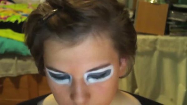 Ganguro Makeup Tutorial