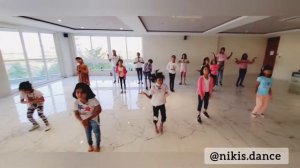 Waka Waka | kids dance | Shakira | Niki's Dance | Easy steps