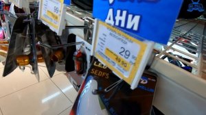 Филипп ВЫБИРАЕТ ПОДАРОК В МАГАЗИНЕ Кириллу// KiFill boys 13+