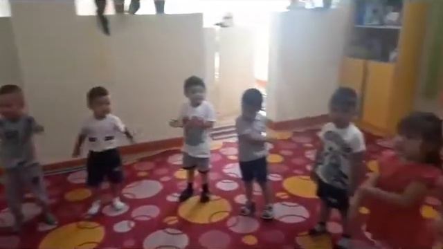 День рождения крестника в детском саду смотреть онлайн