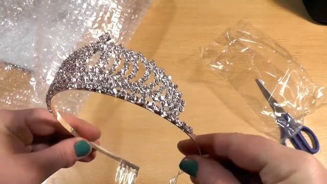 Диадема со стразами очень красивая (посылка из Китая) смотреть онлайн