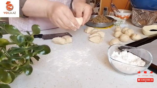ПИРОЖКИ С МЯСОМ ИЗ РУБЛЕНОГО ТЕСТА. MINCED MEAT PIES English subtitles. DÖYMƏ XƏMİRDƏN PİROJKİLƏR. смотреть онлайн