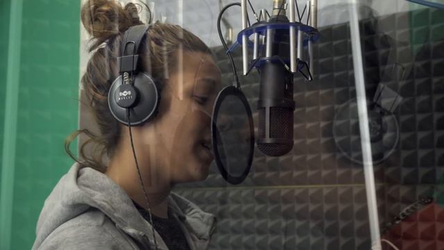 Gipsy Erika a Monika - Dzav mange смотреть онлайн