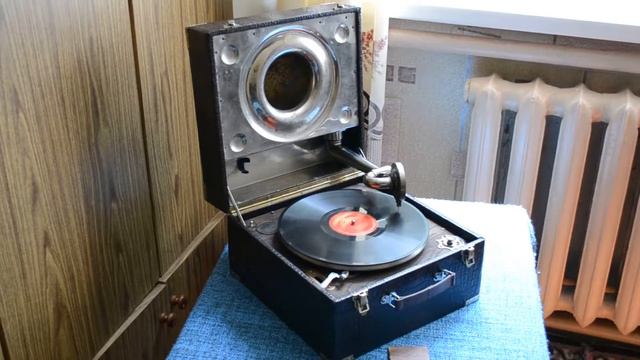 патефон (polydor electrix) смотреть онлайн