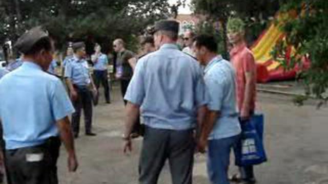 Задержание пикетчиков смотреть онлайн