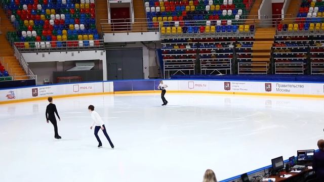 Разминка юношей смотреть онлайн