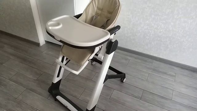 Стульчик для кормления Peg-perego Siesta Follow Me смотреть онлайн