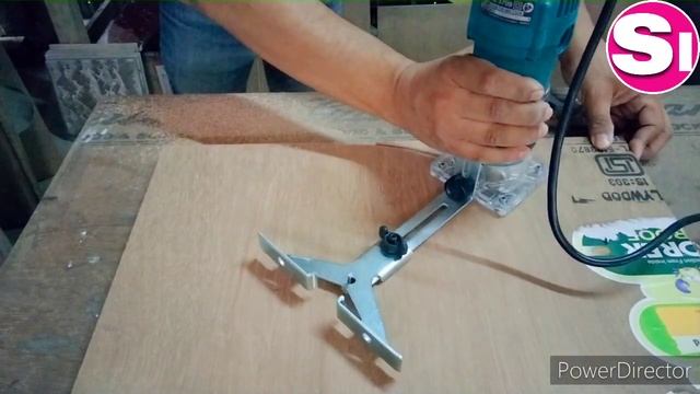 Circle cut with Makita 3709 Trimmer (Very easy) смотреть онлайн