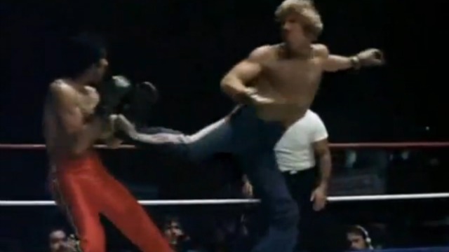 Чак Норрис - самый сильный человек на планете смотреть онлайн