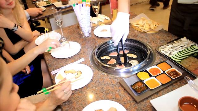 Party time - открытие нового азиатского зала в ресторане "Не гони" смотреть онлайн