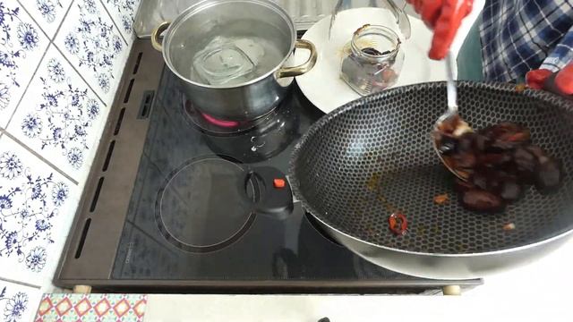 Пикантные кисло-сладкие сливы к мясу И ВМЕСТО МЯСА смотреть онлайн