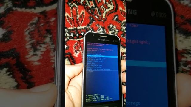 Samsung J105h J1 Mini Hard Reset сброс настроек графический ключ пароль зависает висит на заставке