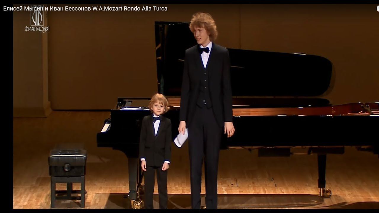 Елисей Мысин и Иван Бессонов W.A.Mozart Rondo Alla Turca