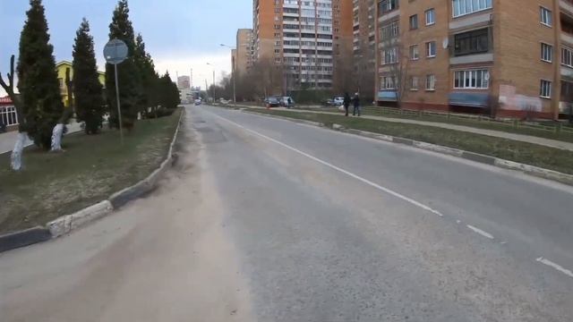 НА ЭНДУРО В ГОРОДЕ!BSE Z2 ТВОРИТ БЕСПРЕДЕЛ! смотреть онлайн