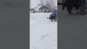 мтз 80 с куном чистим снег, 8 марта2021