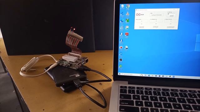 Create your own (HMI) Software using OPCUA & Python, Raspberry pi gpio output controlled by HMI смотреть онлайн