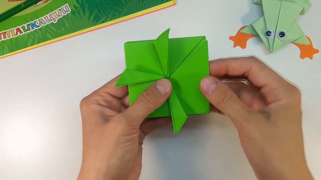 Paper frog Origami craft jumping frog EASY Origami смотреть онлайн