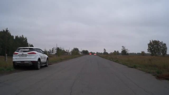 GEELY ATLAS 2.4 против GEELY ATLAS 1.8 TURBO. ГОНКА ВЕКА!КИТАЙЦЫ ПОДРАЛИСЬ. смотреть онлайн