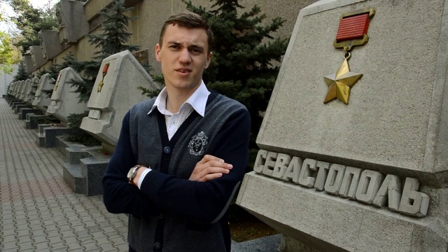 Ответ севастопольца на стихотворение 'Никогда мы не будем братьями' (с) Юрий Ефременко смотреть онлайн