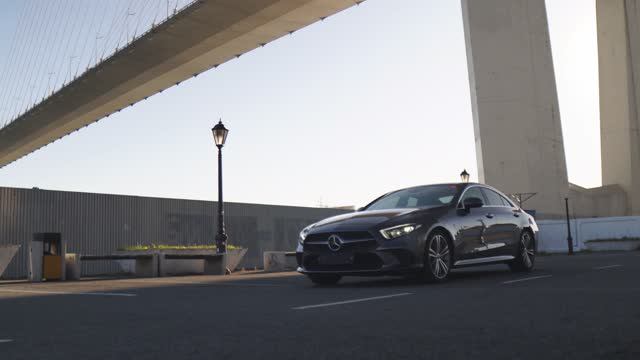 Мерседес CLS 400 D.