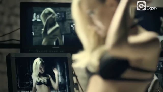 ALEXANDRA STAN vs MANILLA MANIACS - All My People (Official Video) смотреть онлайн