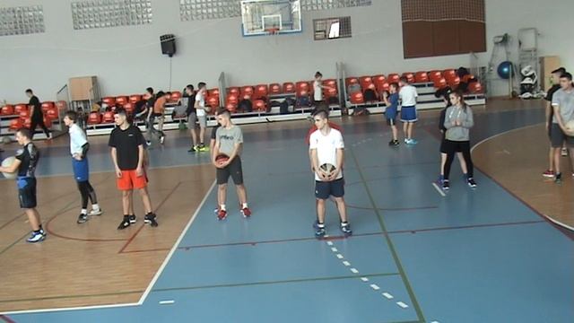 22.01.2020 г Закопане , Разминка , бой с тенью , медболы . смотреть онлайн