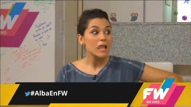 ¡Alba Rico Navarro y su primer beso! - FwenVivo смотреть онлайн