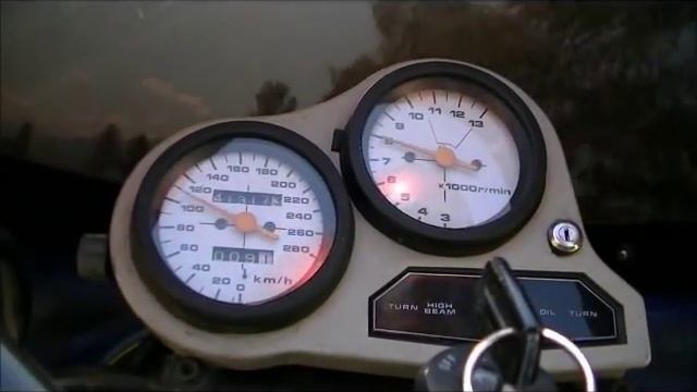 Suzuki GSX-R 1100 Accelerate смотреть онлайн