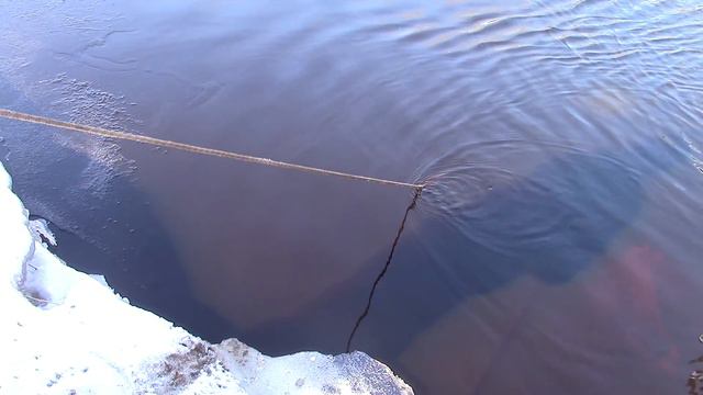 Кидаем поисковый магнит в Карельских ручьях смотреть онлайн