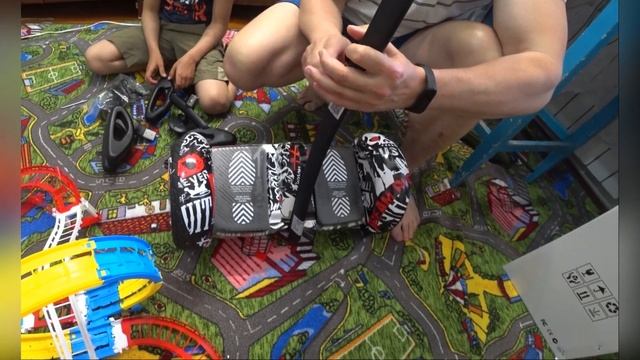 Подарок "сигвей" на день рождения, испытание и как быстро научится ездить тимур? смотреть онлайн