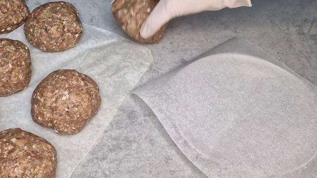Я делаю шницель из фарша, у меня ушло 5 килограммов мяса. Форма, которую я использовала, вас удивит смотреть онлайн