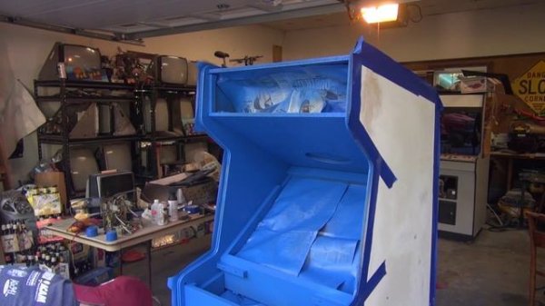 How to install laminate on an arcade game - Rock-Ola Jump Bug Restore Part 7 - Paint