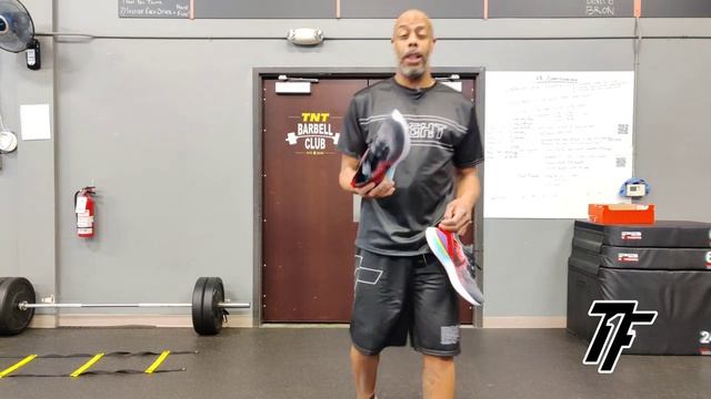 Nike Epic React Flyknit 2 смотреть онлайн