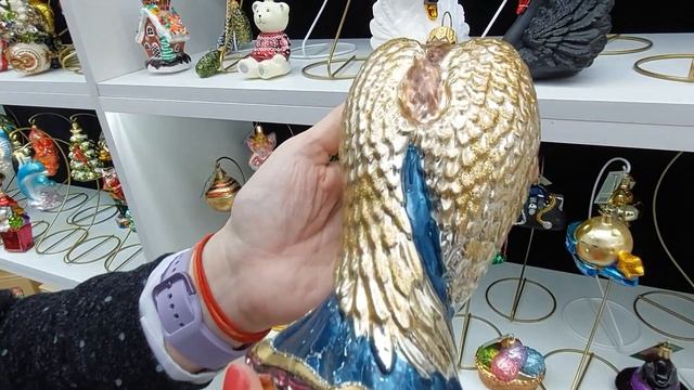 Магазин редких ёлочных игрушек на выставке в ГОСТИНОМ ДВОРЕ. Москва. смотреть онлайн