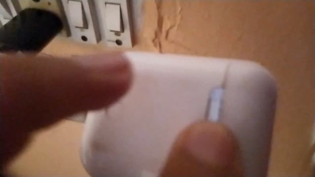 How to Charge i12 Tws (detailed Video) смотреть онлайн