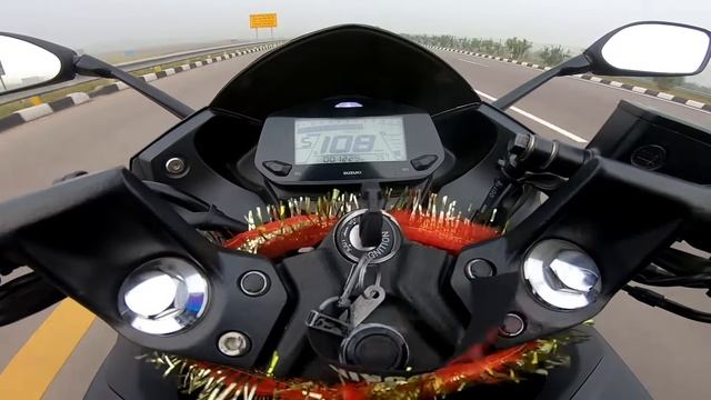 Gixxer SF150 2019 VS Yamaha R15 V3 Race | Top End | Vlog смотреть онлайн