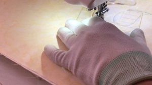 Стежка идеальных перьев по линейке/шаблону на бытовой машине