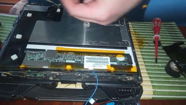 Getac B300 Display  - Dismantling + Crash