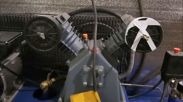 Осмотр воздушный компрессор, компрессор воздушный, воздушный 220в, компрессор автомобильный. смотреть онлайн