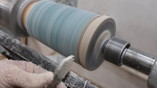 Woodturning - Soap dispenser ! Делаю дозатор для мыла в ванную ! смотреть онлайн