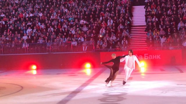 Жена Романа Костомарова Оксана Домнина и Максим Шубалин смотреть онлайн