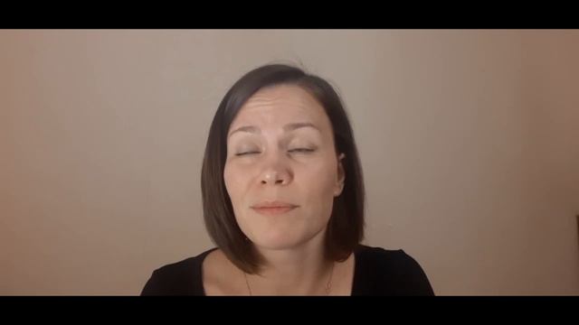 Екатерина Демакова читает стихотворение М. Цветаевой "Ясное утро, не жарко" смотреть онлайн
