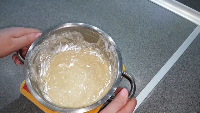 Устойчивый крем "Пломбир" для любых тортов, маффинов, отлично для отсадки из кондитерского мешка. смотреть онлайн