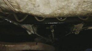 Обработка днища авто строительной мастикой