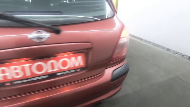 Nissan Almera II (N16) 1.5 MT (90 л.с.) 2001