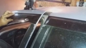 провисла дверь на ВАЗ-12,10, приора регулируем за 5 минут